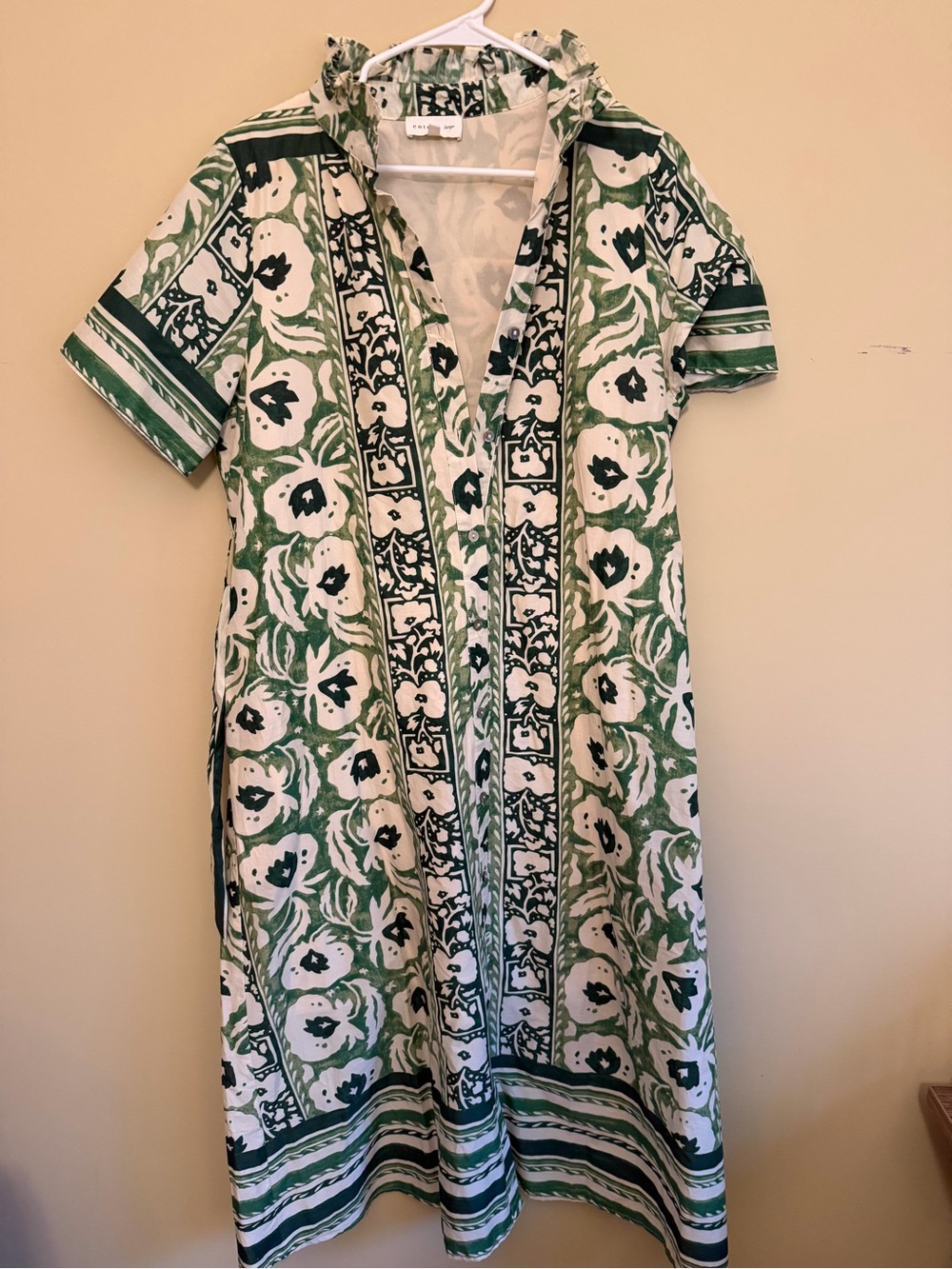 ENTRO Green and White Floral Midi Dress by Unknown Brand